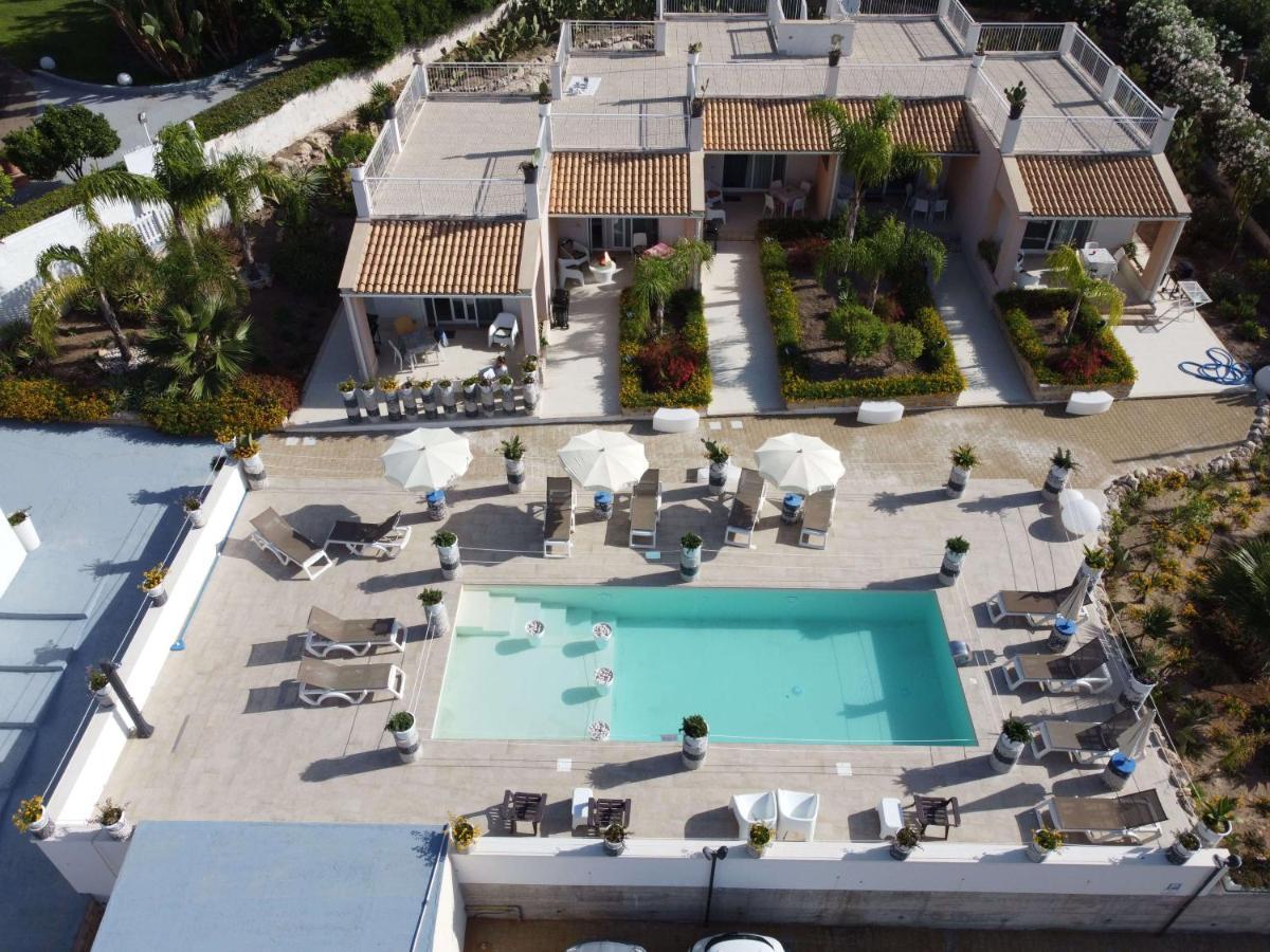 Small Luxury Apartments Pool And Sea View - Stella Del Mare Fontane Bianche Dış mekan fotoğraf
