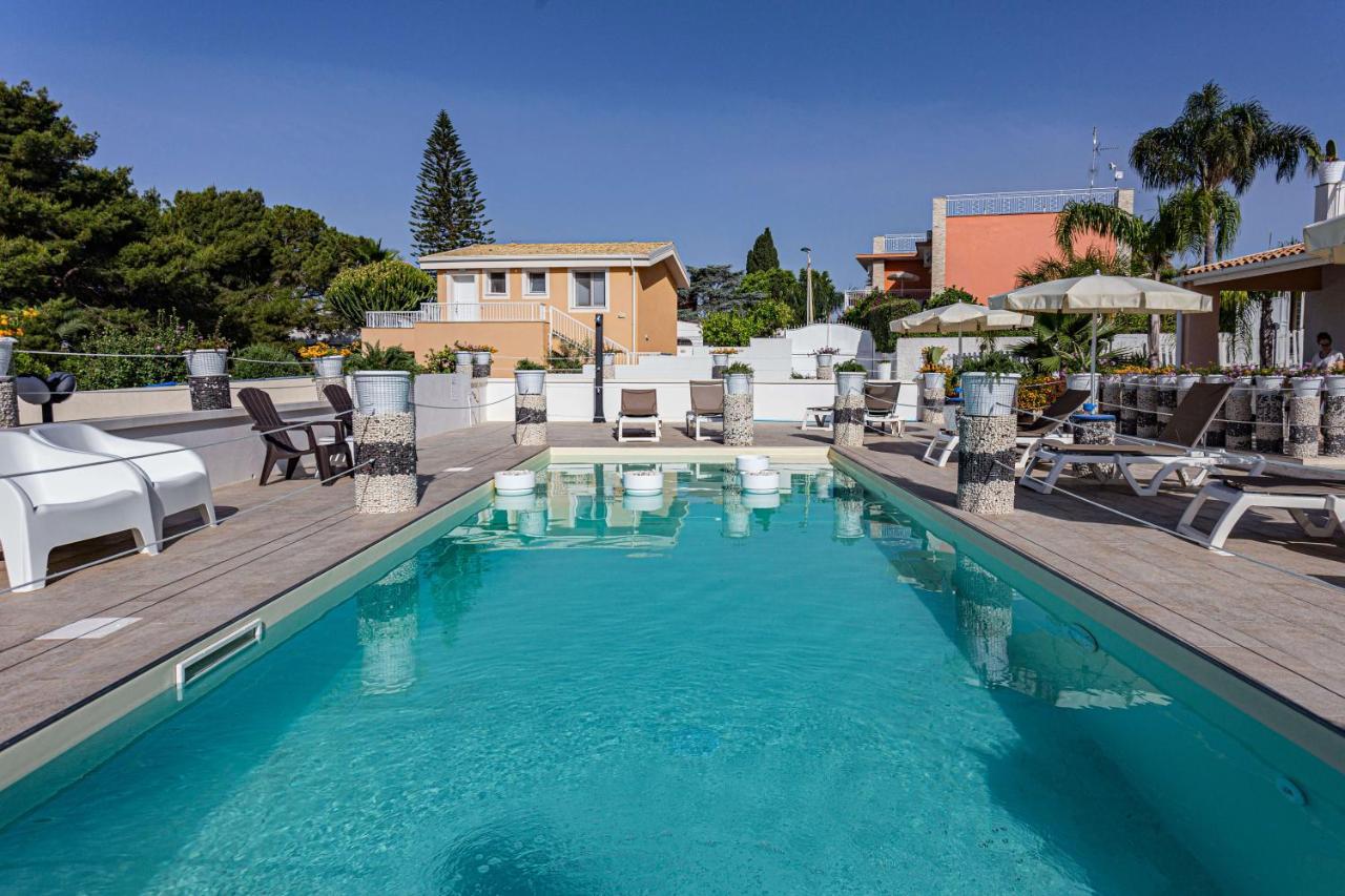 Small Luxury Apartments Pool And Sea View - Stella Del Mare Fontane Bianche Dış mekan fotoğraf